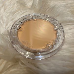 KVD Good Apple Foundation in Light 021